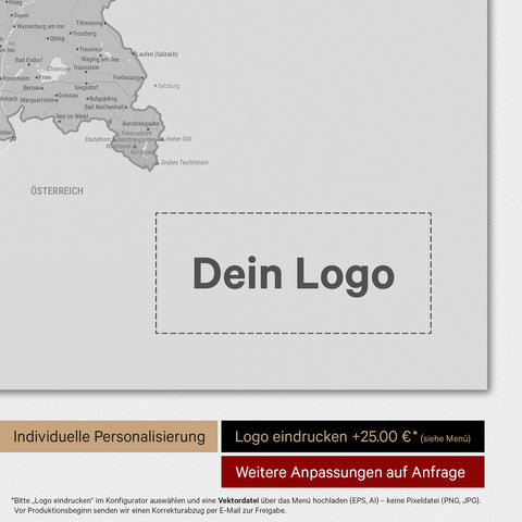 Weltkarte als Deutschland-Karte in Hellgrau mit Eindruck eines Firmenlogos