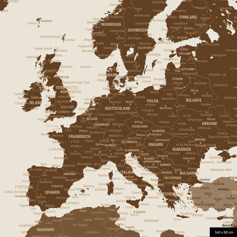 Een gedetailleerd fragment van een wereldkaart-prikbord in de kleur multicolor bruin toont een fragment van Europa met alle landen en hoofdsteden.