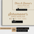 Pinnwand Leinwand einer Afrika-Karte in Gold mit Personalisierung als Logo mit Familiennamen und Legende