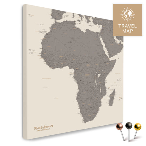 Afrika-Karte in Warmgray (Braun-Grau) als Pinn-Leinwand, perfekt zum Markieren und Planen von Reisen, hier kaufen