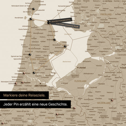 Moderne Benelux-Landkarte in der Farbe Desert Sand als Pinn-Leinwand zeigt einen Ausschnitt von Nord-Holland und Utrecht, in der bereits besuchte Reiseziele durch Pins markiert sind 