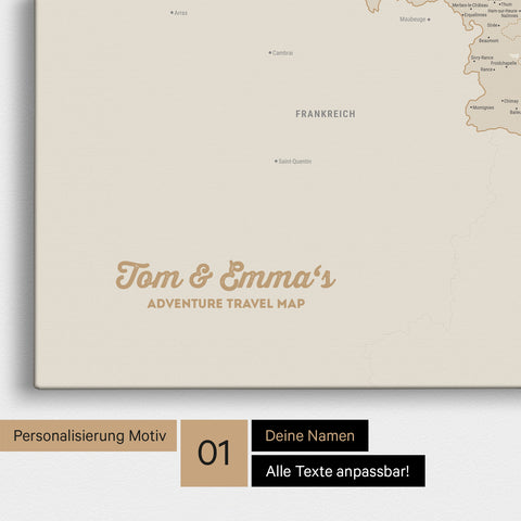 Landkarte von Niederlande, Belgien und Luxemburg als Pinnwand Leinwand in Gold mit Personalisierung und Namen in einer modernen Schreibschrift