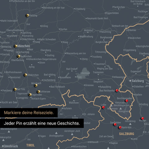 Detail einer DACH-Karte als Pinn-Leinwand in Denim Blue mit Pins in Deutschland, Österreich und Schweiz