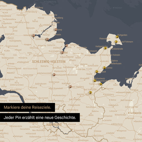 Detail einer Deutschland-Karte als Pinn-Leinand in Hale Navy (Dunkelblau) mit Pins in Schleswig-Holstein