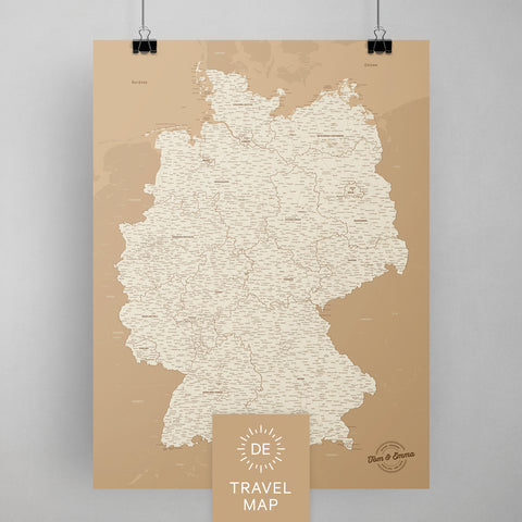 Deutschland-Karte als Poster in Treasure Gold zum Pinnen und Markieren von Reisezielen kaufen