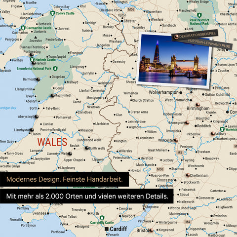 Ausschnitt einer Landkarte von Wales und England in Farbe Multicolor Classic mit Pins zur Markierung von besuchten Reisezielen