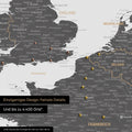 Europa Landkarte in Light Gray als Leinwand zum Pinnen zeigt einen Ausschnitt von England, Frankreich und Belgien mit vielen Details wie Nationalparks, Flüssen und zahlreichen kleinen Orten und Städten, die teilweise mit Pins markiert sind