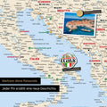 Detail einer magnetischen Europa Landkarte als Magnettafel in Multicolor Classic zeigt einen Ausschnitt von Italien, Kroatien und Griechenland, in der bereits besuchte Reiseziele durch Magnet-Pins markiert sind. Dieses Magnetboard hält auch Urlaubsmagnete wie in diesem Beispiel einen Reise-Magneten von Italien.
