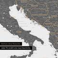 Detail einer magnetischen Europa Landkarte als Magnet-Poster in Light Gray zeigt einen Ausschnitt von Italien, Kroatien und Griechenland