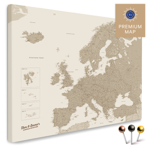 Europakarte in der Farbe Desert Sand in einem modernen, minimalistischem Design als Leinwand zum Pinnen von Reisen und Orten