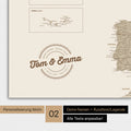 Landkarte von Europa als Poster in Desert Sand (Beige) mit Personalisierung als rundes Logo, das eine Legende für bereits besuchte Reiseziele im Rundtext beinhaltet