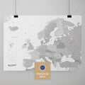 Europa Karte in der Farbe Multicolor Grau in einem modernen, minimalistischem Design als Poster kaufen