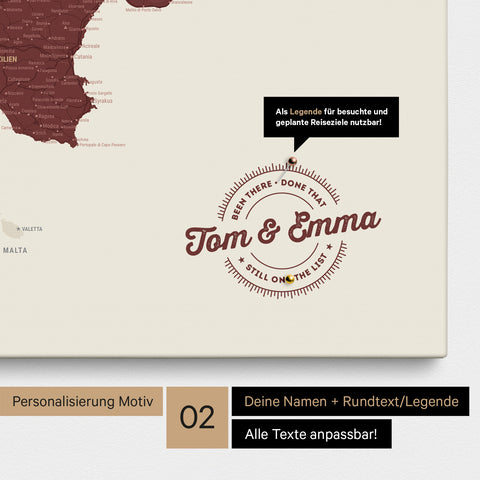 Italien-Karte Pinn-Leinwand in Bordeaux Rot mit Personalisierung als rundes Logo, das eine Legende für bereits besuchte Reiseziele im Rundtext beinhaltet