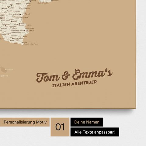 Landkarte von Italien als Pinnwand Leinwand in Treasure Gold (Gold-Beige) mit Personalisierung und Namen in einer modernen Schreibschrift