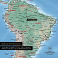 Detail einer physischen Weltkarte als Pinn-Leinwand in Multicolor Terra mit Pins, die eine abgesteckte Reiseroute in Südamerika durch die Länder Brasilien, Peru und Ecuador zeigt