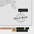 Personalisierte Magnet-Schweiz-Karte in Multicolor Grau mit eingedruckten Namen und einer Legende zur Markierung von besuchten Orten