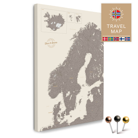 Skandinavien-Karte in Warmgray (Braun-Grau) als Pinnwand Leinwand zum Pinnen und Markieren von Reisezielen kaufen
