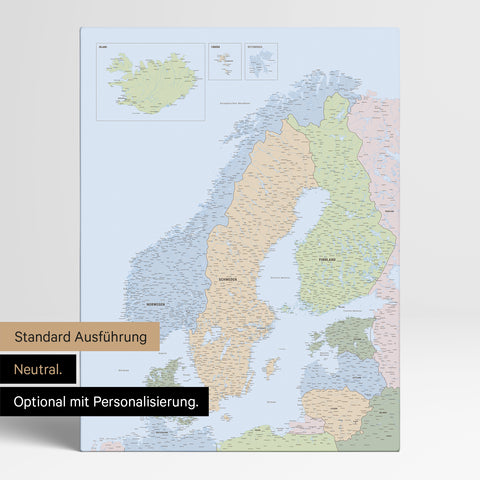 Neutrale und schlichte Standard-Ausführung einer politischen Skandinavien-Karte als Pinn-Leinwand in Multicolor Atlas mit oder ohne Straßennetz