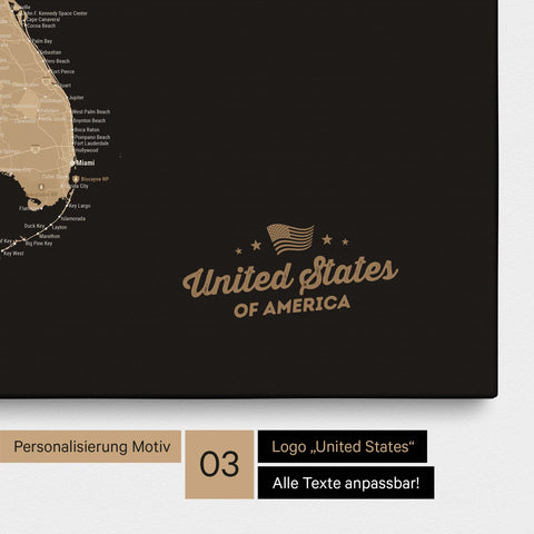 Pinnwand Leinwand einer USA Amerika Karte in Sonar Black mit eingedrucktem Logo „United States"