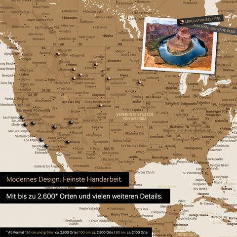 Detailreiche Weltkarte als Pinnwand in Bronze zur Markierung von bis zu 2.600 Reisezielen in den USA, Kanada und Mexiko, Ideal für die visuelle Darstellung vergangener Reisen und zukünftiger Reisepläne