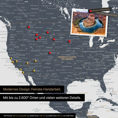 Detailreiche Weltkarte als Pinnwand in Denim Blue zur Markierung von bis zu 2.600 Reisezielen in den USA, Kanada und Mexiko, Ideal für die visuelle Darstellung vergangener Reisen und zukünftiger Reisepläne