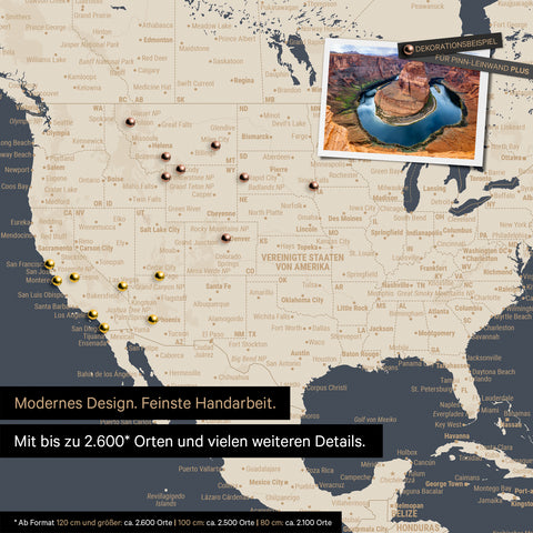 Detailreiche Weltkarte als Pinnwand in Hale Navy (Dunkelblau Gold) zur Markierung von bis zu 2.600 Reisezielen in den USA, Kanada und Mexiko, Ideal für die visuelle Darstellung vergangener Reisen und zukünftiger Reisepläne