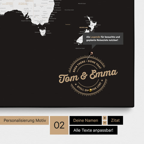 Personalisierte Weltkarte als Pinnwand Leinwand in Schwarz-Weiß mit eingedruckten Namen und einer Legende zur Markierung von besuchten Orten