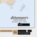 Magnetboard Weltkarte in Multicolor Atlas mit Personalisierung als Logo mit Familiennamen